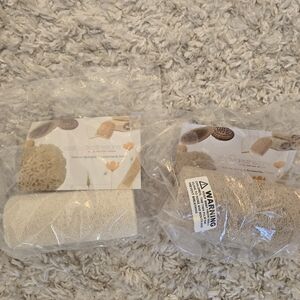 2 Spa Destination Looflah Sponges New But Bags Opened